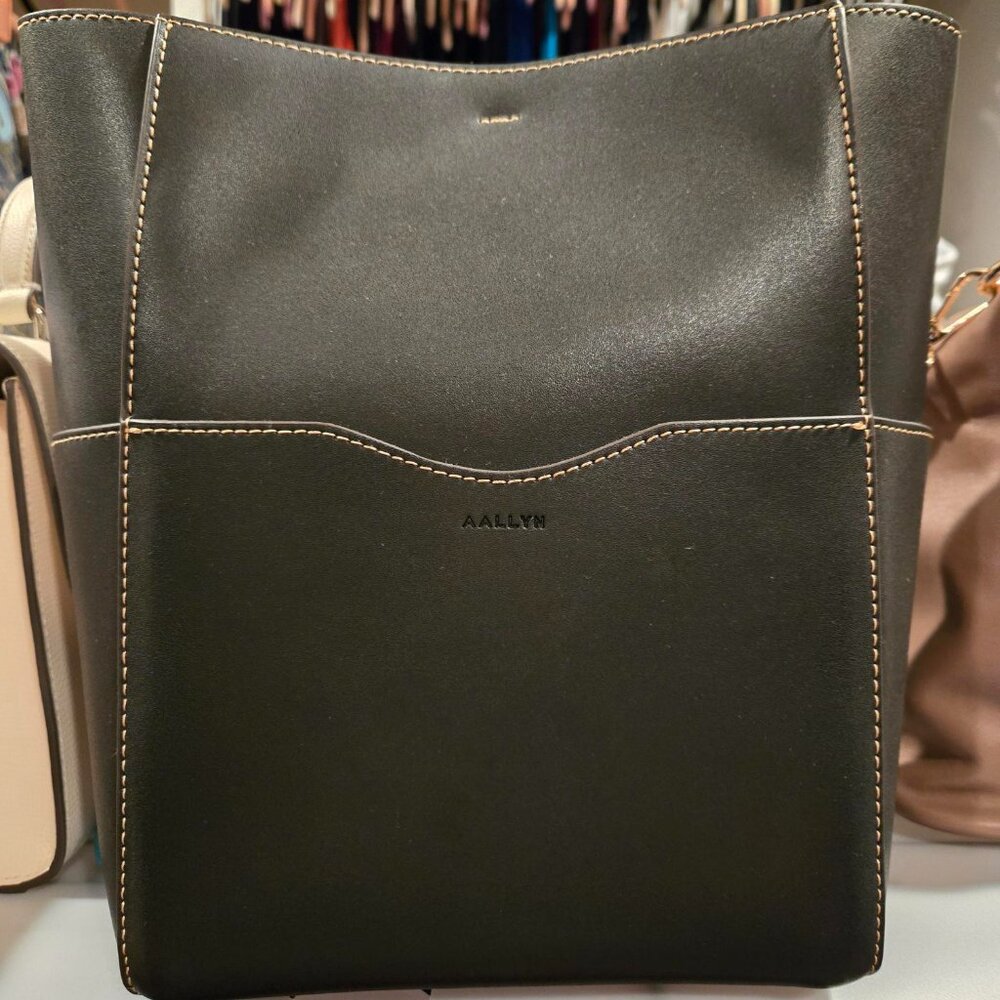 Aallyn Black Jordan Bucket Bag